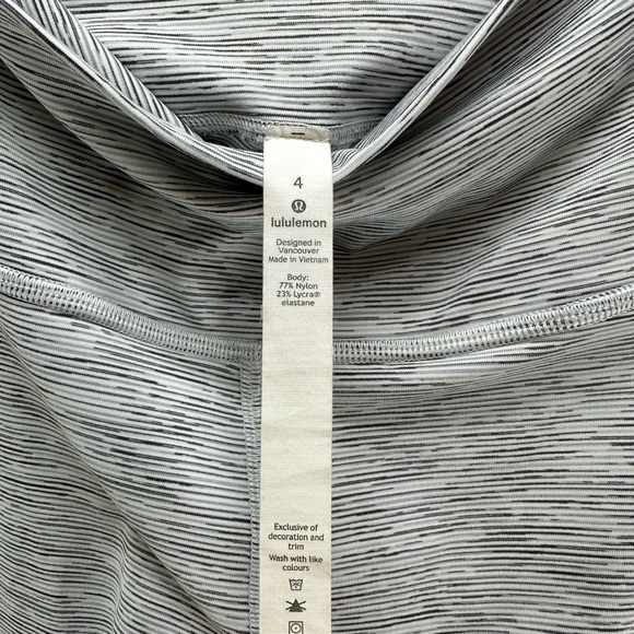 Lululemon Leggings Womens 4 Wunder Under Crop Striped Compression Athletic Gray - Picture 10 of 10